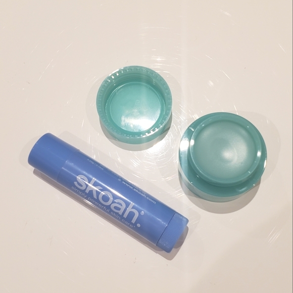 Skincare & Makeup Bundle (Armani, NARS, Laneige, Skoah and more!) - Picture 5 of 15